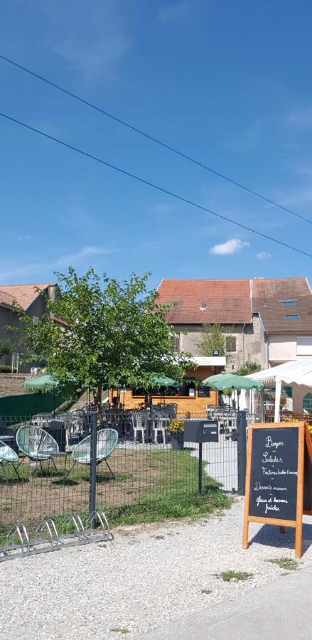 Duplex Dans La Vallee Besancon Luaran gambar